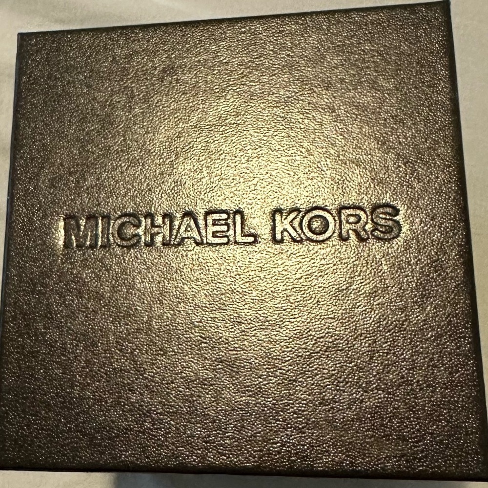 Michael Kors MK5612 Crystal-Embellished Watch in Silver - Picture 11 of 11